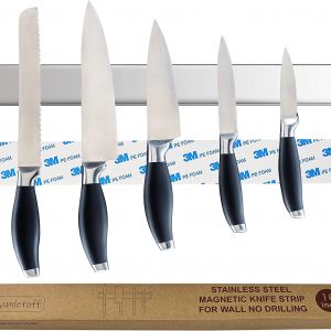 Upgrade your kitchen and keep your knives organized with our stylish Magnetic Knife Holder. This magnetic utensil holder has a carrying capacity of up to 5 kg.