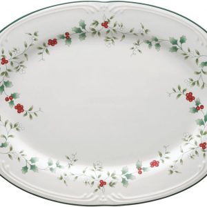 This Winterberry Stoneware Serving Platter is perfect for holiday dining. It's a versatile serving accessory for serving entrées, vegetables, appetizers & more.